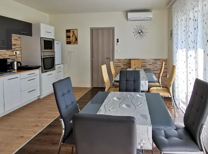 Alojamento de Acomodação e Pequeno-almoço Bokor